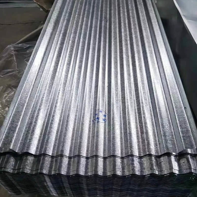 600-1100mm電流を通された屋根を付けるシートAISI 14のゲージは鋼鉄パネル クラフトを波形を付けた