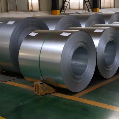 ISO9001 G550 GLの鋼鉄コイル600mm-1500mmのGalvalumeの鋼鉄コイルの高く審美的な効果