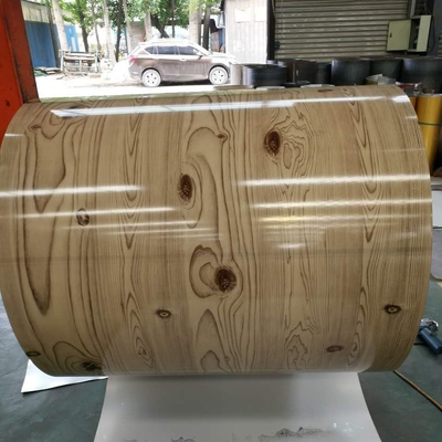 910mm PPGIは鋼鉄コイル3-25um色を塗られて巻く木の煉瓦をPrepainted